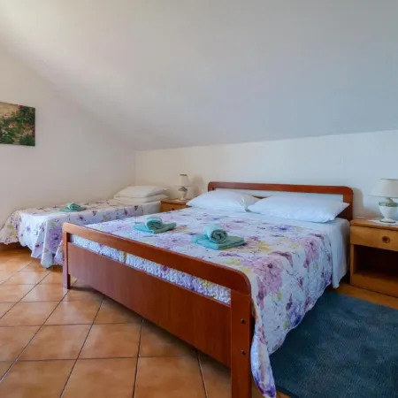 Comfortable Apartment with Balcony in a Quiet Area, Near the Beach