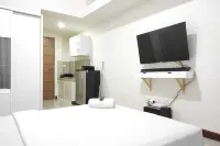 Simply Homey Studio at Vida View Apartment