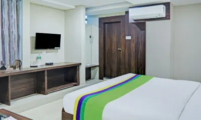 Treebo Raj Inn Lalpur Отели рядом с достопримечательностью «Парк Неру»