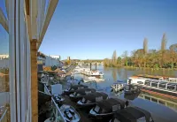 The Oars - Riverfront Property