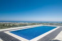 KO1 with Breathtaking Sea Views