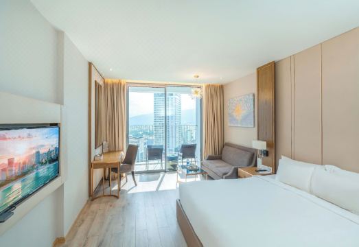 2. 파노라마 냐짱 ..