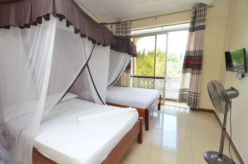 Silent Cruise Resort Hotels in Mtwapa