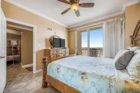 Corner Unit Right on the Sand, 2 Lagoon-Style Pools, Spectacular Views