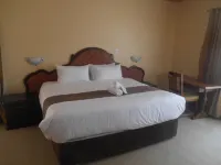 Pebble Rock Lodge Hotels in 