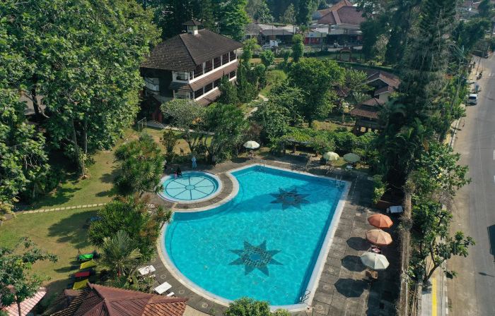 Taman Sari Hotel Dan Resort