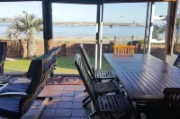 Seemansrust, Langebaan 9-Sleeper Hotels in Langebaan