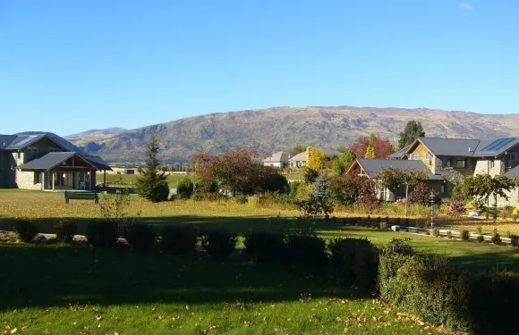 高爾夫球場路度假屋旅館