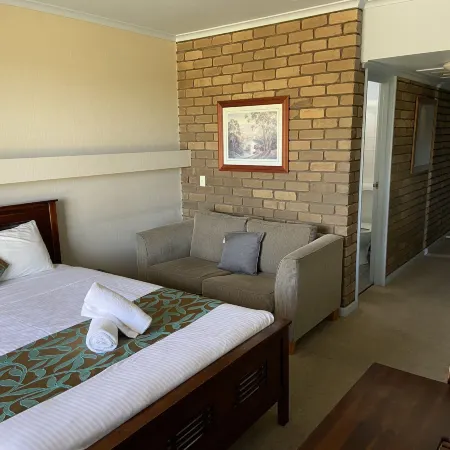 Abel Tasman Waterfront Motel Отели рядом с достопримечательностью «Кунварра Фэмили Холидей Парк»
