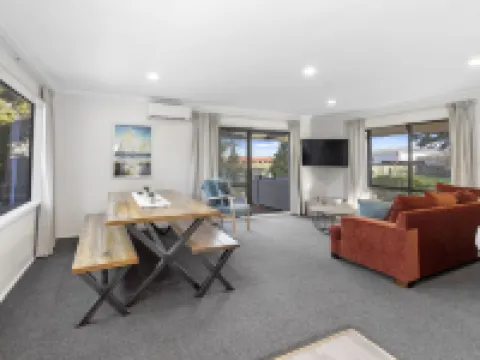 North South Holiday Park Hotels in Christchurch