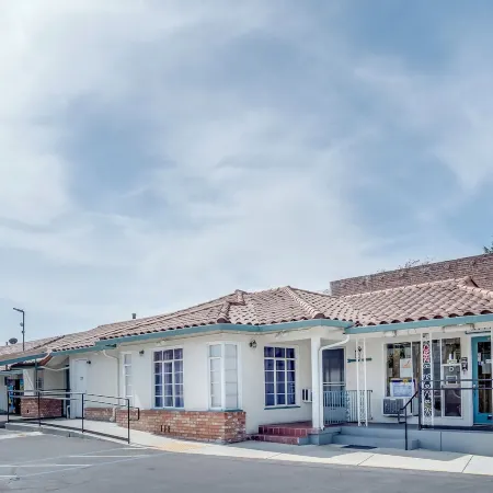 The Alameda Motel San Jose Отели рядом с достопримечательностью «Спортивный комплекс «SAP-центр»»
