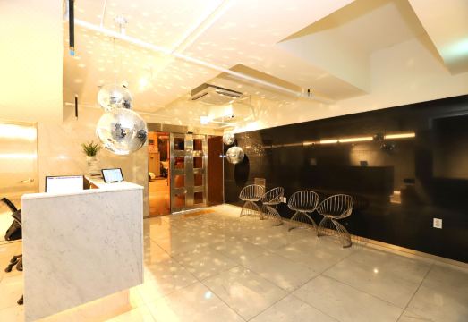 리자인호텔 객실