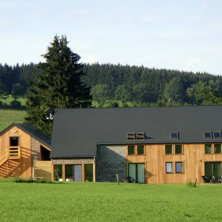 Beautiful Villa with Heated Outdoor Pool, Sauna, Hot Tub in Forest