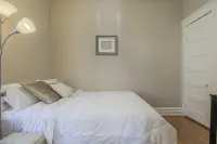 Peaceful One Bedroom Home Near Chicago - Homestays