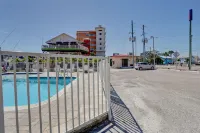 Madeira Bay Resort I 1505 - Beach