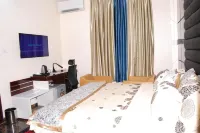 Exclusive Serene Hotel