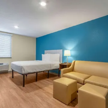 WoodSpring Suites Miramar
