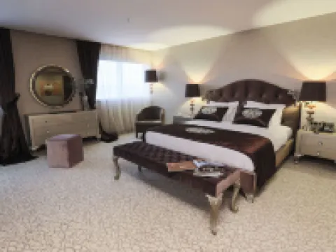 內瓦利酒店及會議中心 尚勒烏爾法酒店