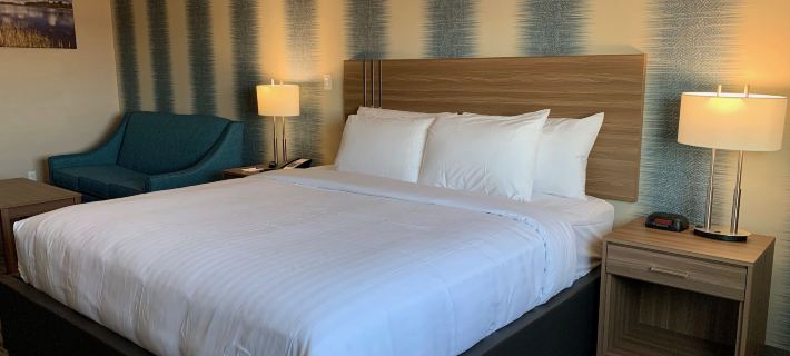 Meridian Inn & Suites Regina Airport Hotels in Regina