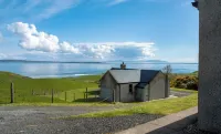 Kinbane Self Catering Cottages - 'Makem's Cottage'