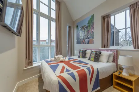 The Old School House & Rooms- the Lace Market Отели рядом с достопримечательностью «City of Caves»