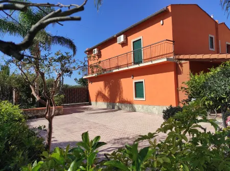 La Casetta B&B Отели рядом с достопримечательностью «The Castello di Milazzo»