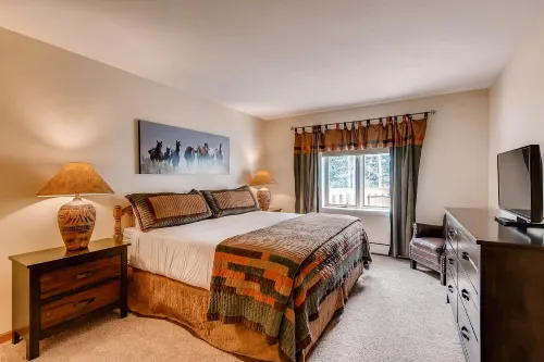 Westwind 206 2Bd 2BA Gold Condo in Lionshead Village - 2 stjerner
