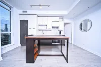 ريفيتستايز - ذا بريت Hotels near كوينز بارك