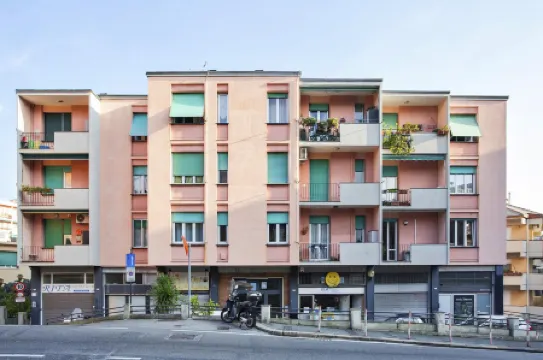 Contemporary Apartment in Sturla by Wonderful Italy