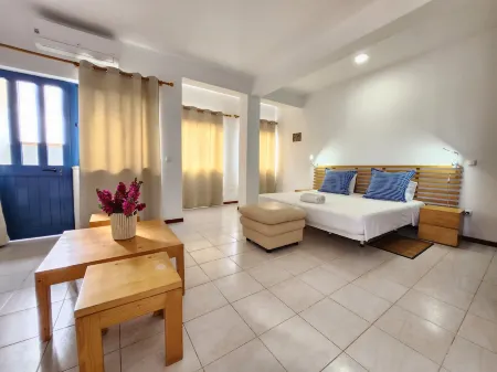 Txada Hostel Отели в г. Прая