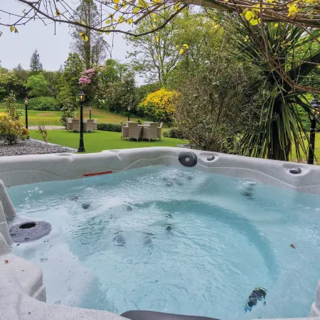 Hill House Country Estate - Princes Gate