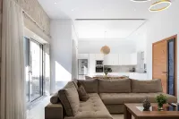 Mandana Villa - with Private Pool & Jacuzzi