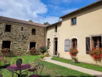 Le Moulin de Drapras Hotels in Chavagnes