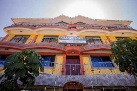 Grande Hotel Отели в г. Isiolo West