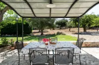 Trulli Nora Con Piscina by Wonderful Italy