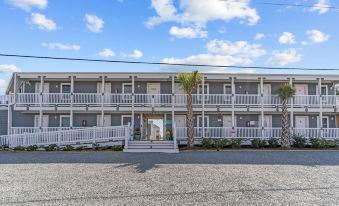 Loggerhead Inn and Suites