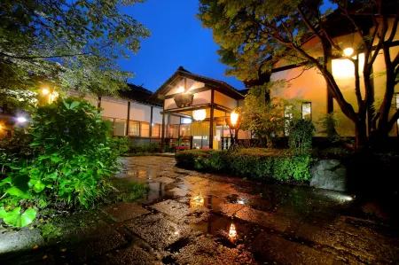 Sakura Sakura Hot Springs