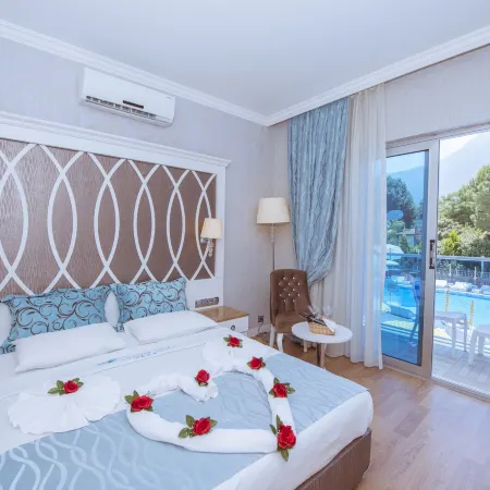 Ocean Blue High Class Hotel & Spa