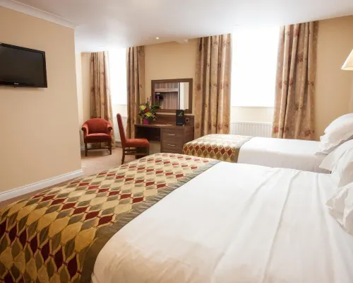 Adair Arms Hotel Kamar Photos