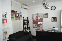 Hotel Boutique Tremo Parque Bustamante - Airport Shuttle