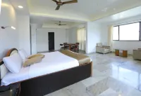 Sunrise Hill Resort - Mountain view