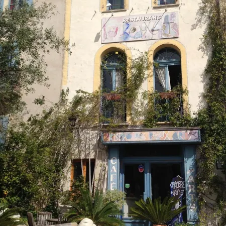 Lagoon and sea views from the heart of the village of Bages between Narbonne and Collioure