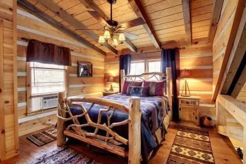 Perfect Getaway Lots 2 Do! Upscale Real-Log Cabin & Great Rate! Families/Couples