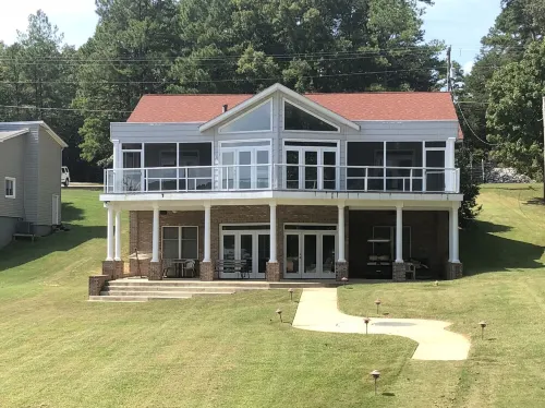 Lake Escape - Updated 2024 - Unobstructed Views at our Family-Friendly Retreat!