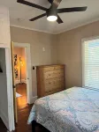 Relaxing 2-bedroom cottage in beautiful Sanford - 4 stjerner