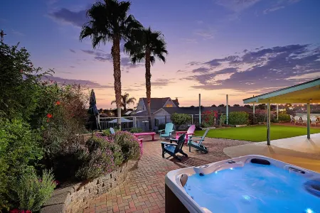 Oceanview Oasis with Hot Tub