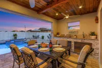 Private Beach, Heated Pool and Outdoor Kitchen - Stunning Oasis