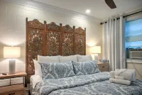 Wooded Privacy and Spacious Gathering Areas - Charming Mountain Retreat