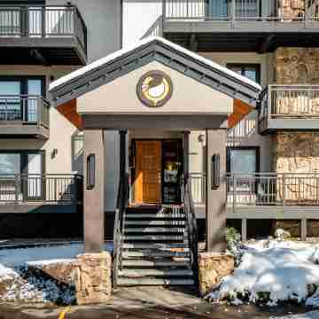 Ptarmigan House 27 Hotel Exterior