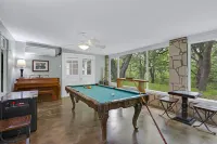 In Ground Pool and Kayaking Access - Stunning Cozy Escape